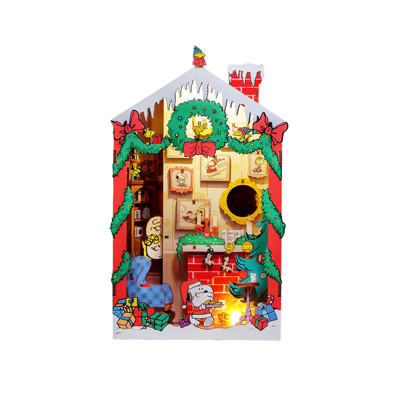 Peanuts Christmas House